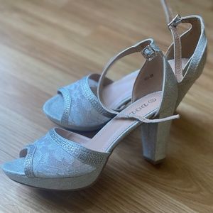 dodo heels silver